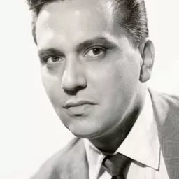 Jorge Dória 飾演 Dr. Alexandre