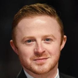 康納·麥克尼爾 飾演 Jeffrey