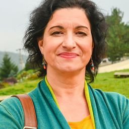 Judita Hansman - 唔多掂老師演員 飾演Bártová