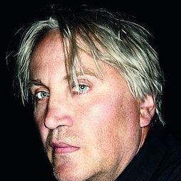 Uwe Dag Berlin 飾演 Horst