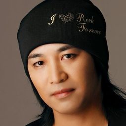 鳥海浩輔 飾演 Tetsuhiro Morinaga (voice)