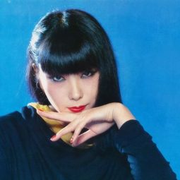 Sayoko Yamaguchi 飾演 Sakuya