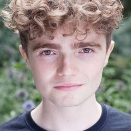 Aldo Maland 飾演 Miles