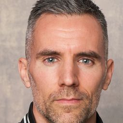 Cuyle Carvin - Keeping Up with the Randalls演員 飾演Jeff