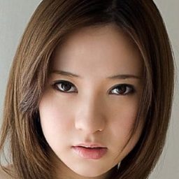 小沢アリス 飾演 Nagi