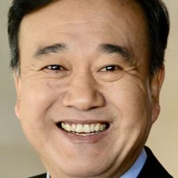 河均 飾演 Boatswain