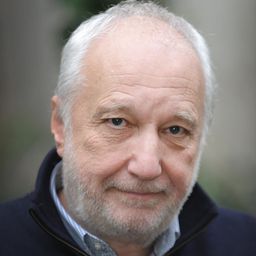 弗朗索瓦貝里昂 飾演 Guy Bennet