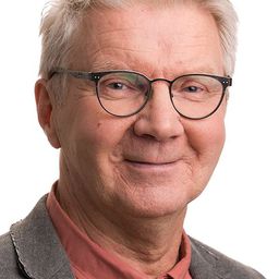 Pirkka-Pekka Petelius 飾演 Frank