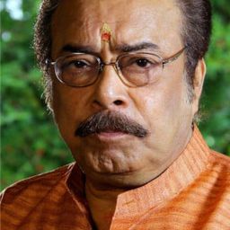 Janardhanan - 2018大洪水演員 飾演Chief Minister