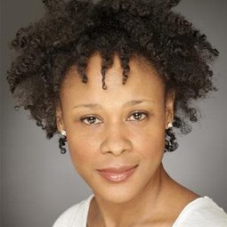 Frances Ashman 飾演 Lydia Webb