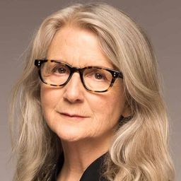 莎莉波特 飾演 Sally