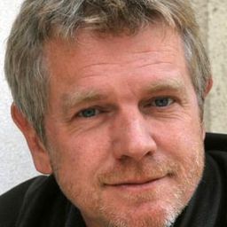 Xavier Deluc - A Winter in Paris演員 飾演L'homme d'Hélène