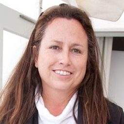 Beth McCarthy-Miller 飾演 Self