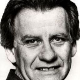 Neil Dainard 飾演 Tony