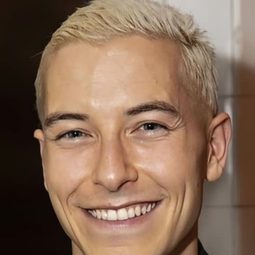 塔茲·斯蓋拉 - Villain演員 飾演Jason