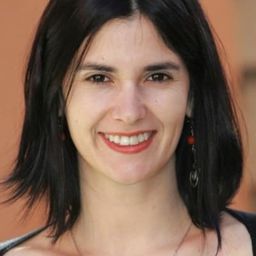 Cecilia Cósero 飾演 Kitty