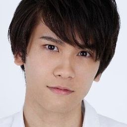 石井マーク 飾演 Lev Haiba (voice)