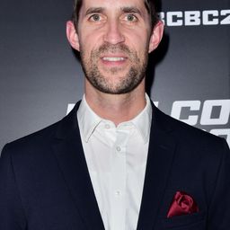 Karl Werleman 飾演 Male Executive