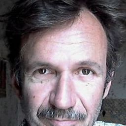 Francis Frappat 飾演 Organizer of the dating club