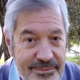 Carlos del Pino 飾演 Rupert