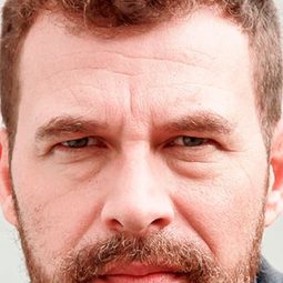 弗雷德·塔提安 - 行走的正義演員 飾演Patrick