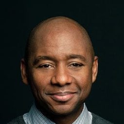 布藍佛·馬沙利斯 飾演 