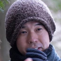 金子雅和 - アルビノの木導演