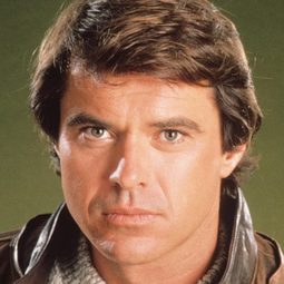 勞勃·尤瑞奇 飾演 Joe Fortier