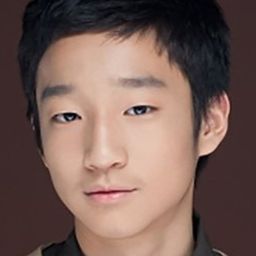 金宇錫 - 煉獄島演員 飾演Young Police Officer Seo