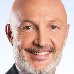 Frank Leboeuf 飾演 Ron's Dad (Alfred)