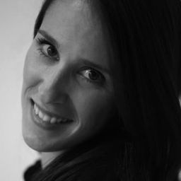 Itziar Mendizabal 飾演 Myrtha, Queen of the Wilis