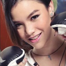 Rifqa Amalsyita - 三人同行演員 飾演