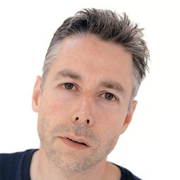 Adam Yauch 飾演 Self