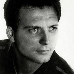 Franco Interlenghi 飾演 Self