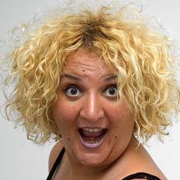 Maria Pia Timo - 木偶奇遇記演員 飾演Lumaca