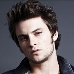 夏羅·費南德茲 - 絕望之路演員 飾演Clint