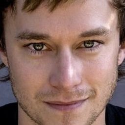 Sean Cook - 地心大爆炸演員 飾演Bartender