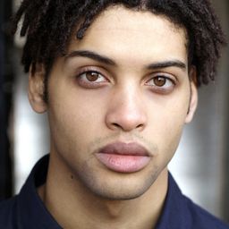 Rohan Nedd 飾演 Dwayne