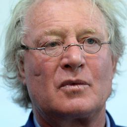 Jean-Pierre Rives 飾演 Le chef Teuton