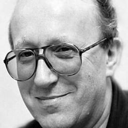 Walter Schmidinger 飾演 Dr. Leitner