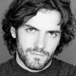 荷西·瑪麗亞·迪塔維拉 飾演 Figue