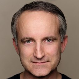 Mark Oosterveen 飾演 Polonius (voice)