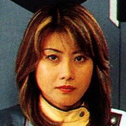 白島靖代 飾演 Miki Hitomi