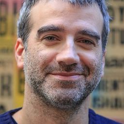 丹尼爾·韓德勒 飾演 Cetarti