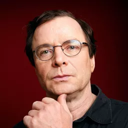 François Rollin 飾演 Gérard Béghin