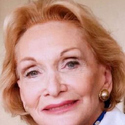 仙·菲利浦斯 - 心外幽情演員 飾演Mrs. Archer