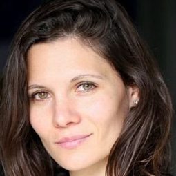 Fanny Blanchard - 美好回憶演員 飾演La jeune ouvrière