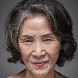 元美媛 飾演 Sun-ho's mother