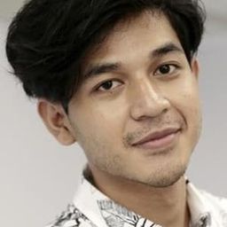 Debo Andrios 飾演 Nandan