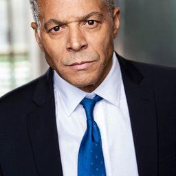 Kevin Best - 亡命女殺手演員 飾演Mickland's Men